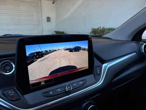 Used 2026 Chevrolet Blazer LT FWD image 25