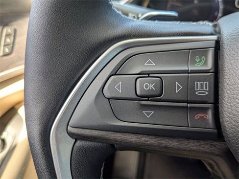 New 2025 Jeep Grand Cherokee Limited w/ Luxury Tech Group II image 17