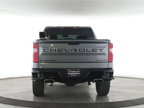 Used 2021 Chevrolet Silverado 1500 Custom Trail Boss w/ Safety Confidence Package AWD/4WD image 11