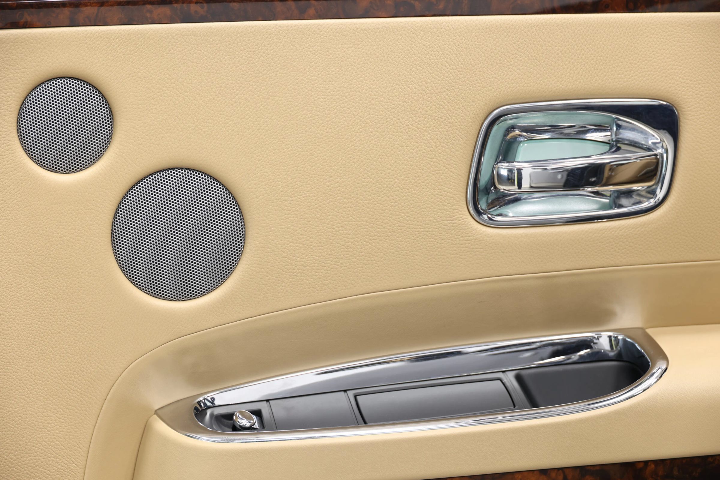 Used 2011 Rolls-Royce Ghost RWD image 83