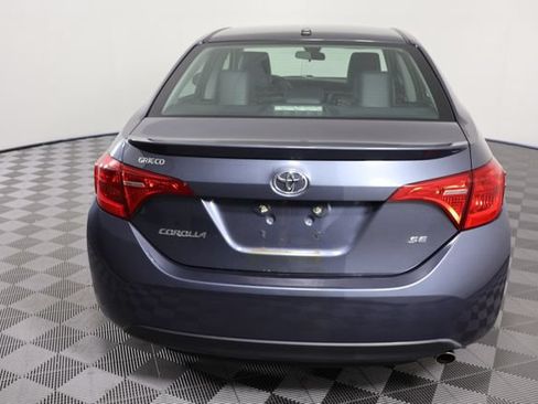 Used 2018 Toyota Corolla SE w/ SE Premium Package FWD image 7