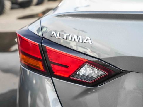 Used 2021 Nissan Altima 2.5 S w/ Driver Assist Package image 7