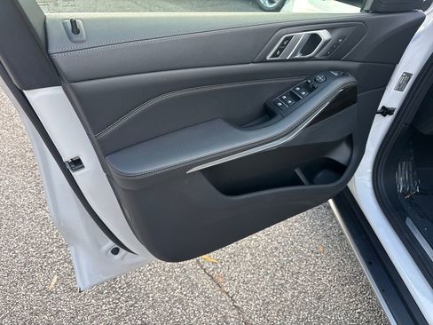 Used 2019 BMW X5 xDrive40i w/ Premium Package 2 image 10