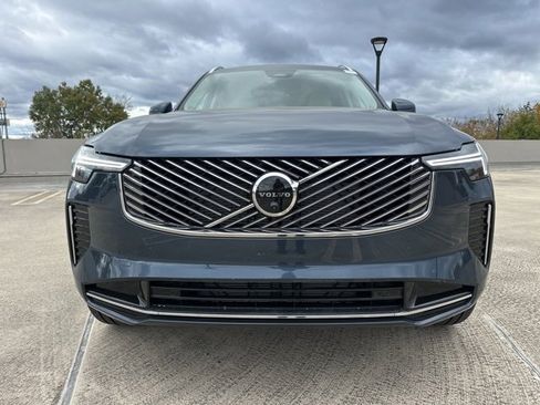 New 2026 Volvo XC90 B6 Ultra w/ Protection Package image 2
