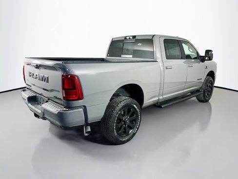 New 2026 RAM 2500 Laramie AWD/4WD image 7