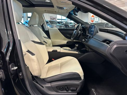 Used 2022 Lexus ES 350 w/ Premium Package image 37