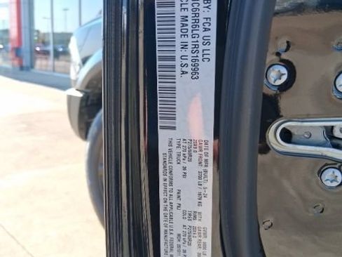Used 2024 RAM 1500 Warlock RWD image 21