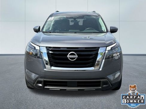 Used 2024 Nissan Pathfinder SV FWD image 5
