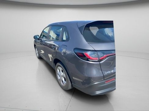 Used 2025 Honda HR-V LX image 9