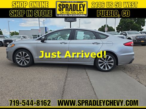 Used 2020 Ford Fusion SE AWD/4WD image 1