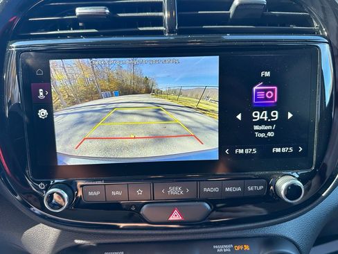 Used 2023 Kia Soul S image 20