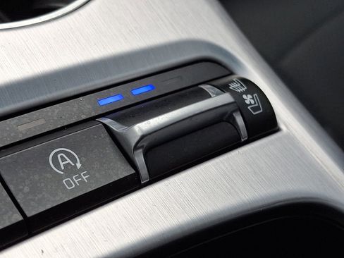 Used 2023 Kia Stinger GT2 image 25