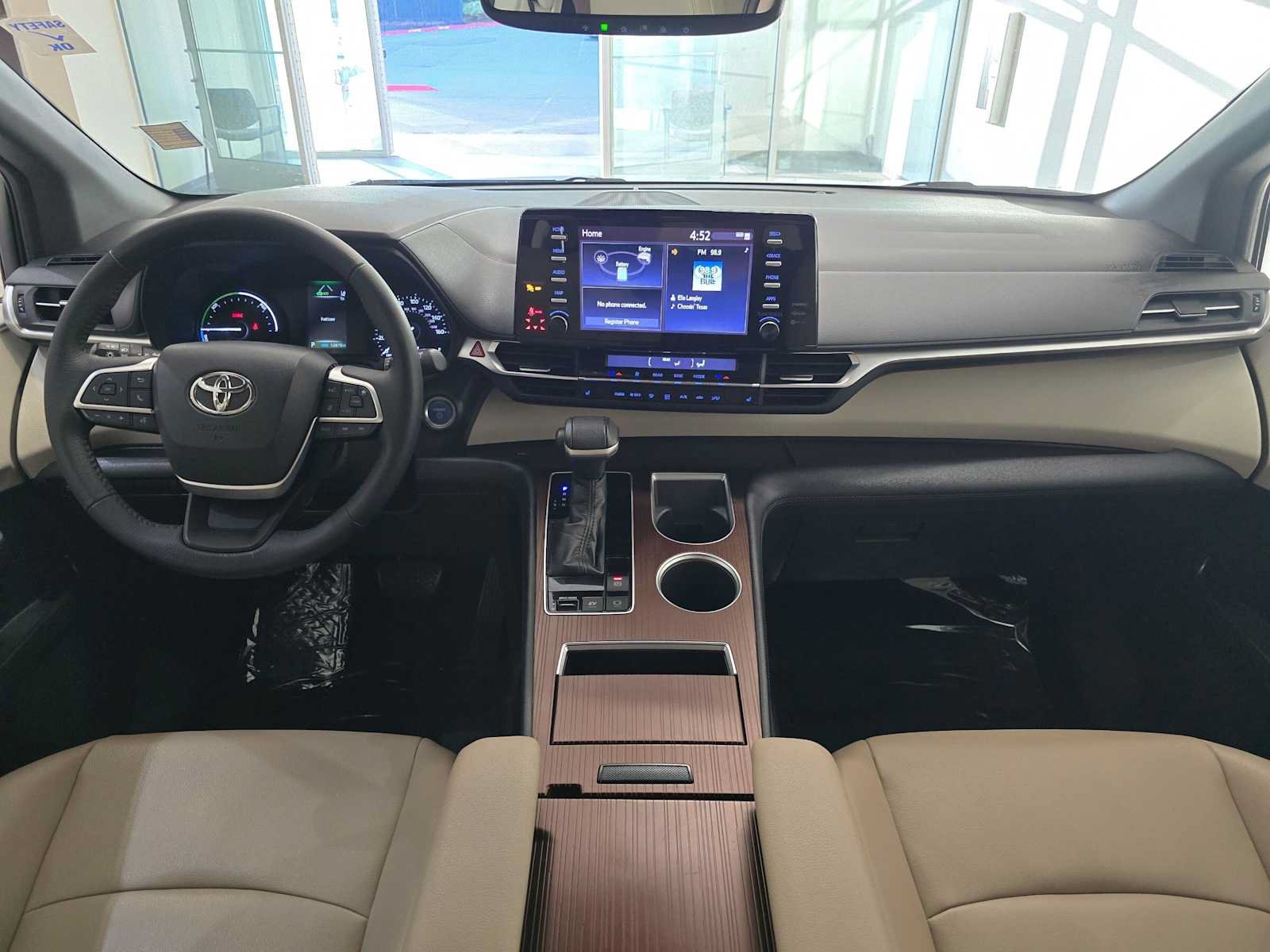 Certified 2021 Toyota Sienna XLE AWD/4WD image 9