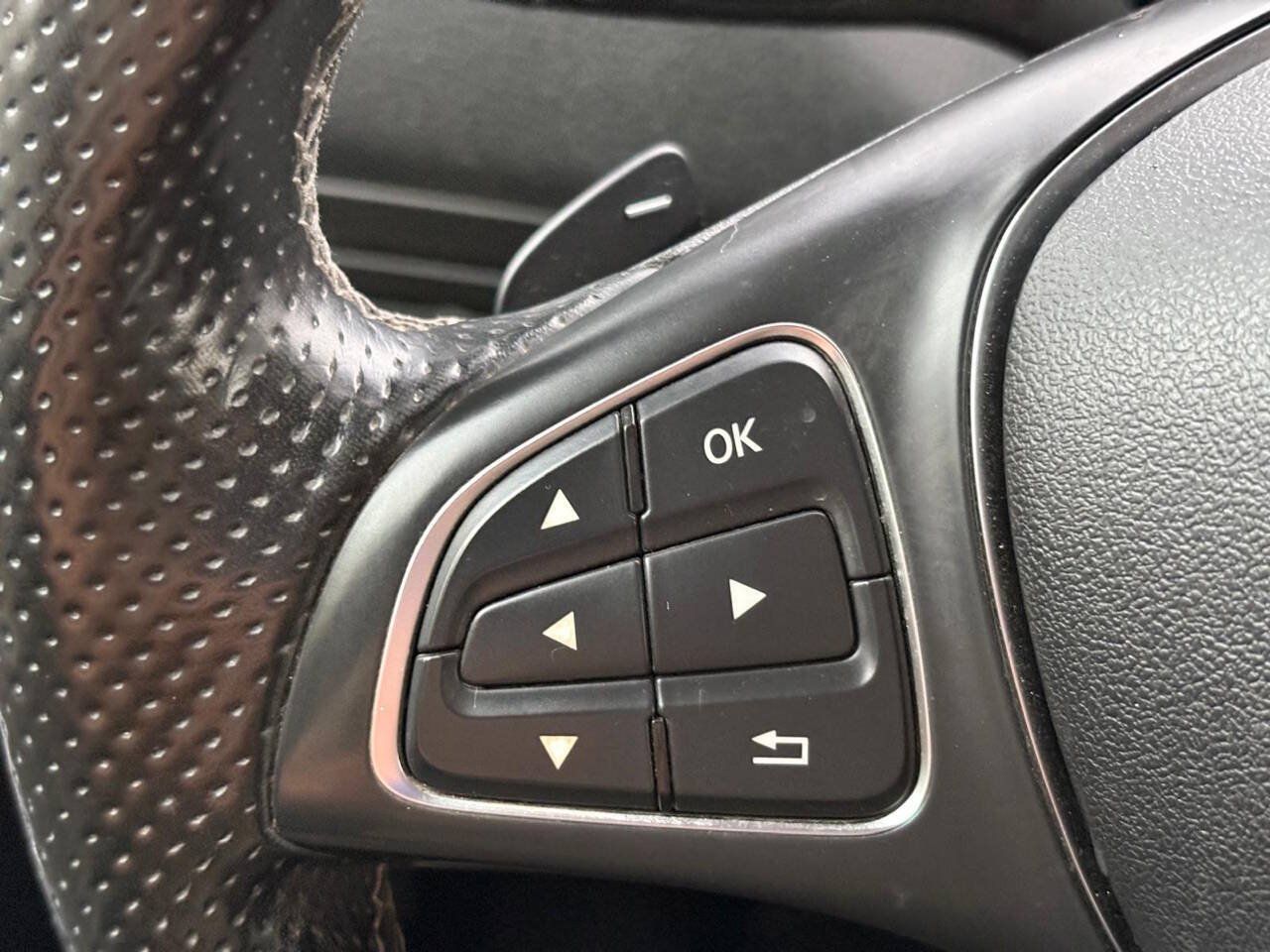 Used 2018 Mercedes-Benz Metris Passenger image 22
