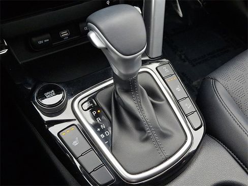 Certified 2023 Kia Seltos EX image 16