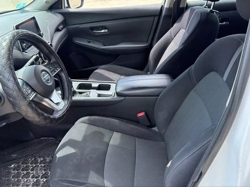 Used 2020 Nissan Sentra SV w/ Lighting Package FWD image 2