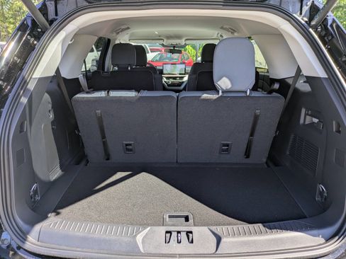 New 2026 Ford Explorer Active RWD image 5