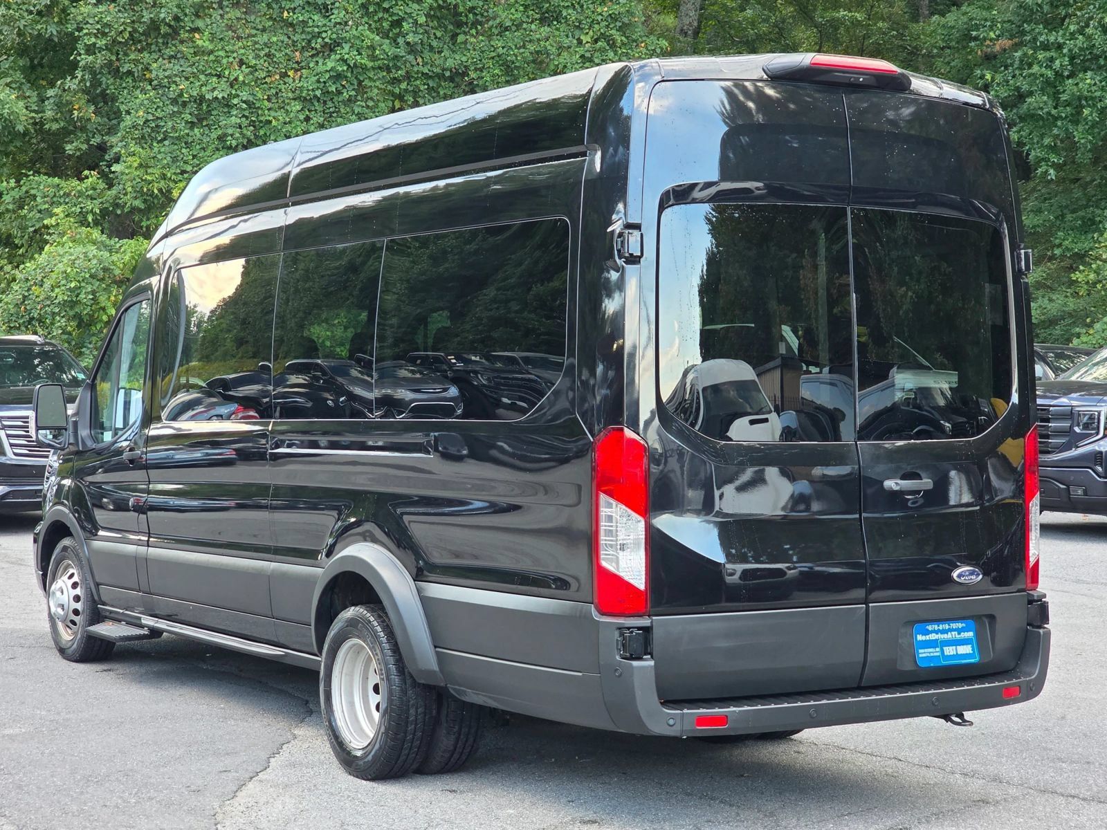 Used 2024 Ford Transit 350 XLT AWD/4WD image 4