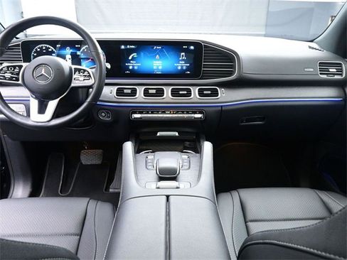 Used 2022 Mercedes-Benz GLS 450 4MATIC image 9