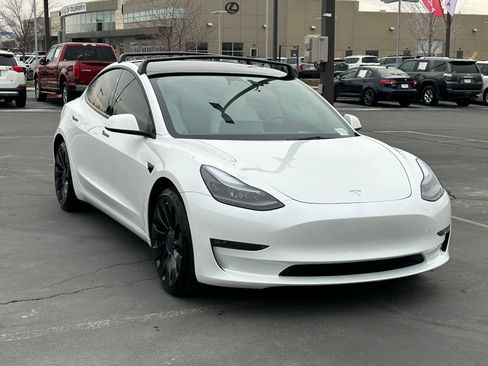 Used 2023 Tesla Model 3 Performance image 7