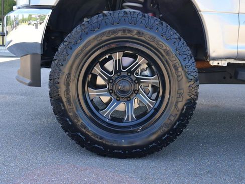 Used 2022 Ford F250 XLT w/ FX4 Off-Road Package AWD/4WD image 16