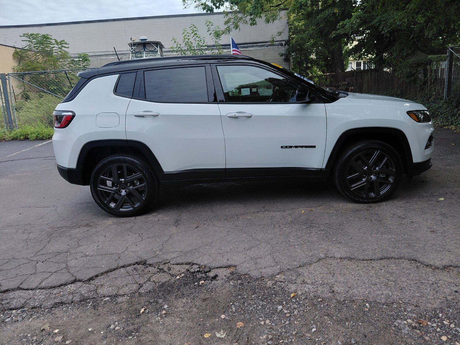 Used 2026 Jeep Compass Limited AWD/4WD image 29