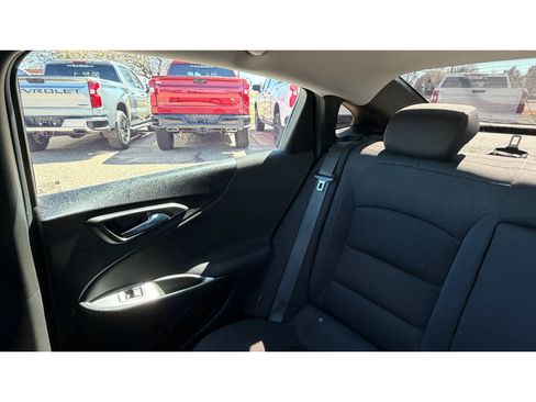 Used 2022 Chevrolet Malibu LT image 22