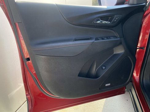 Used 2024 Chevrolet Equinox RS w/ RS Leather Package image 17