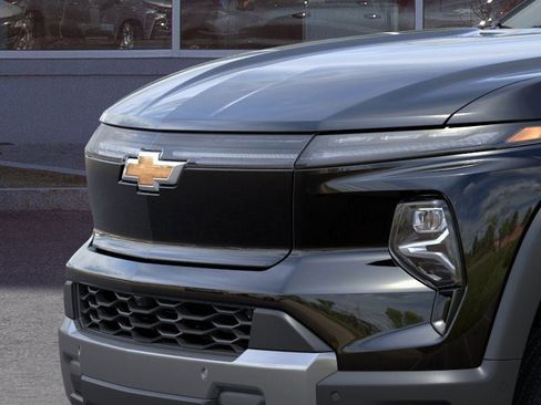 New 2026 Chevrolet Silverado EV LT image 13