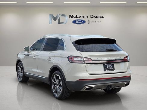 Used 2023 Lincoln Nautilus Reserve w/ Class II Trailer Tow Package FWD image 4