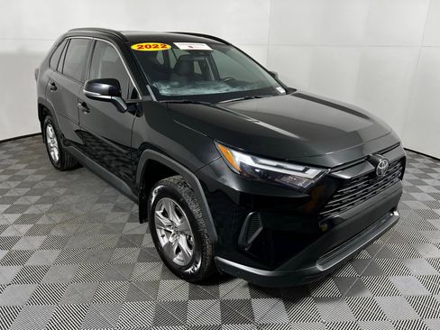 Certified 2022 Toyota RAV4 XLE image 3