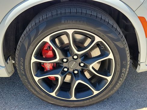 Used 2021 Dodge Durango SRT Hellcat w/ Technology Group AWD/4WD image 7