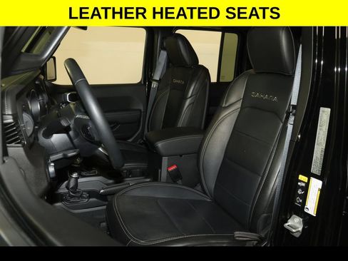Used 2022 Jeep Wrangler Unlimited Sahara w/ Cold Weather Group AWD/4WD image 3