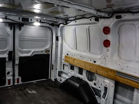 Used 2020 Ford Transit 250 Base image 16