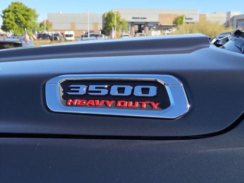 Used 2025 RAM 3500 Laramie AWD/4WD image 15