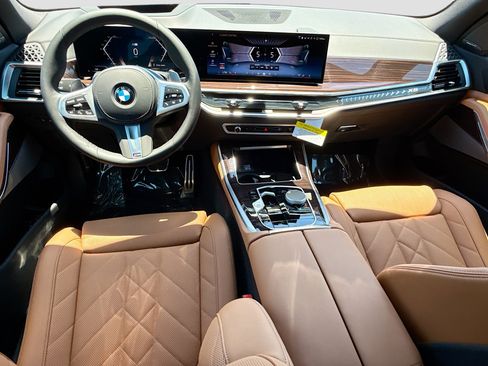 New 2026 BMW X5 xDrive40i w/ M Sport Package AWD/4WD image 16