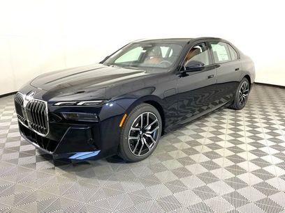 New 2025 BMW 750e xDrive w/ Premium Package