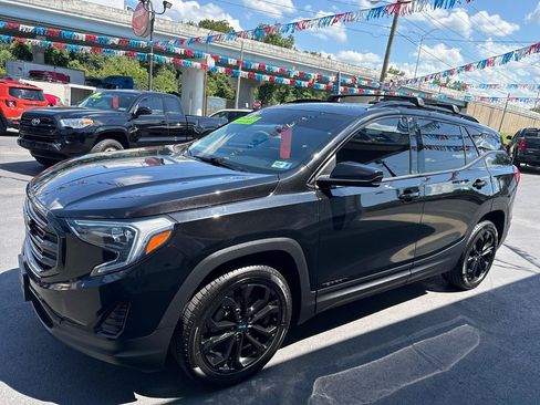 Used 2019 GMC Terrain SLE w/ Driver Convenience Package AWD/4WD image 8
