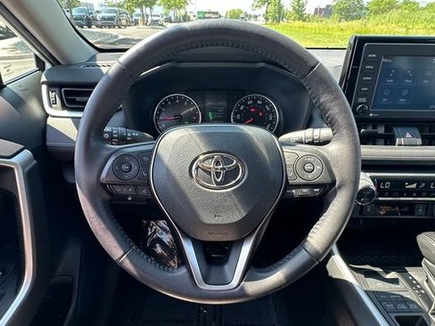 Used 2020 Toyota RAV4 XLE w/ XLE Grade Weather Package AWD/4WD image 44