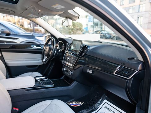 Used 2017 Mercedes-Benz GLS 450 4MATIC image 14