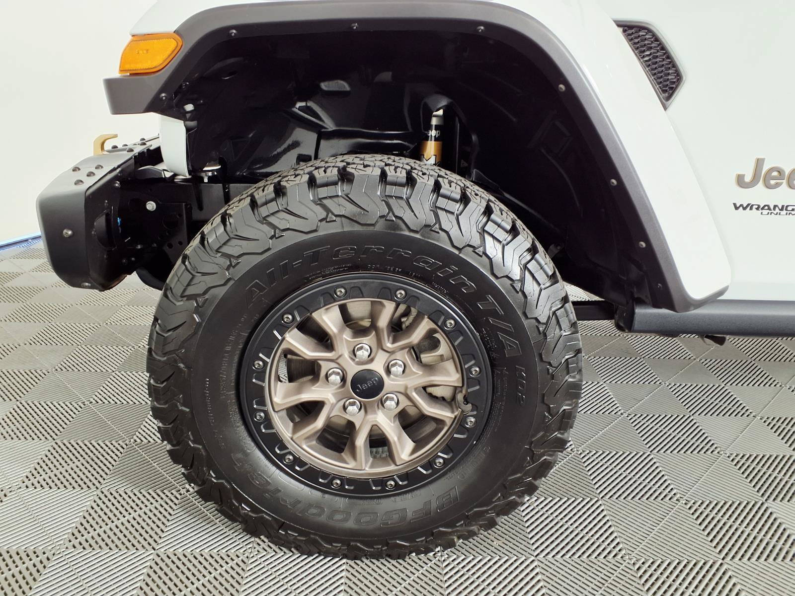 Used 2022 Jeep Wrangler Unlimited Rubicon w/ Trailer Tow Package AWD/4WD image 7