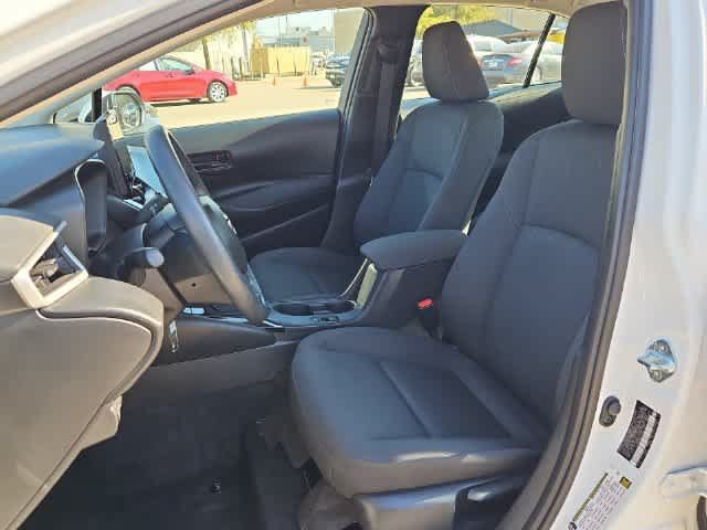 Used 2025 Toyota Corolla LE FWD image 14
