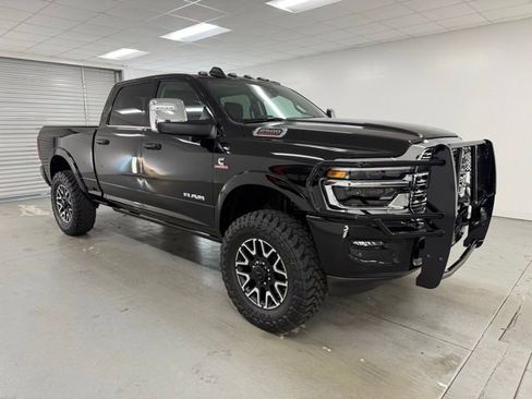 New 2026 RAM 2500 Limited image 3
