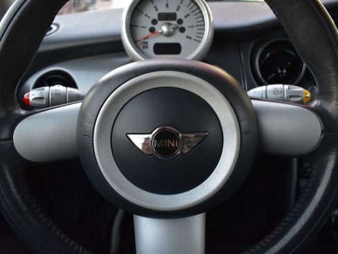 Used 2006 MINI Cooper Hardtop image 23