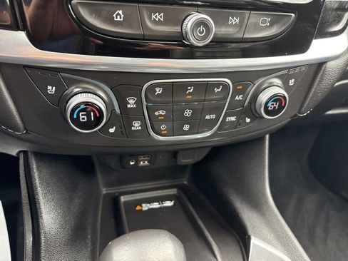 Used 2021 Chevrolet Traverse High Country AWD/4WD image 28