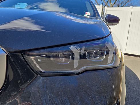 Used 2024 BMW i5 eDrive40i w/ Premium Package image 9