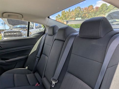 Used 2023 Nissan Altima 2.5 SV image 26