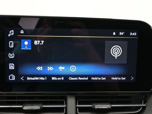 Used 2025 Chevrolet Trax LT w/ Driver Confidence Package FWD image 19