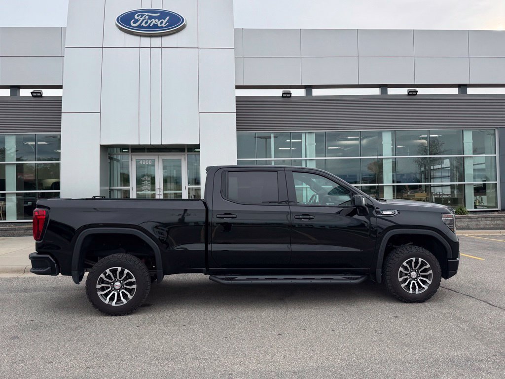 Used 2023 GMC Sierra 1500 AT4 w/ AT4 Premium Package AWD/4WD image 46