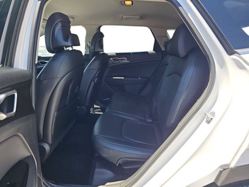 Used 2023 Kia Sportage EX FWD image 14